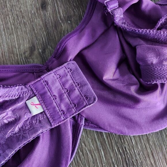 Wacoal 85567, Awareness Underwire Bra 40DD - Picture 4 of 8